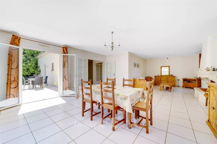 Image No.5-5 Bed House for sale