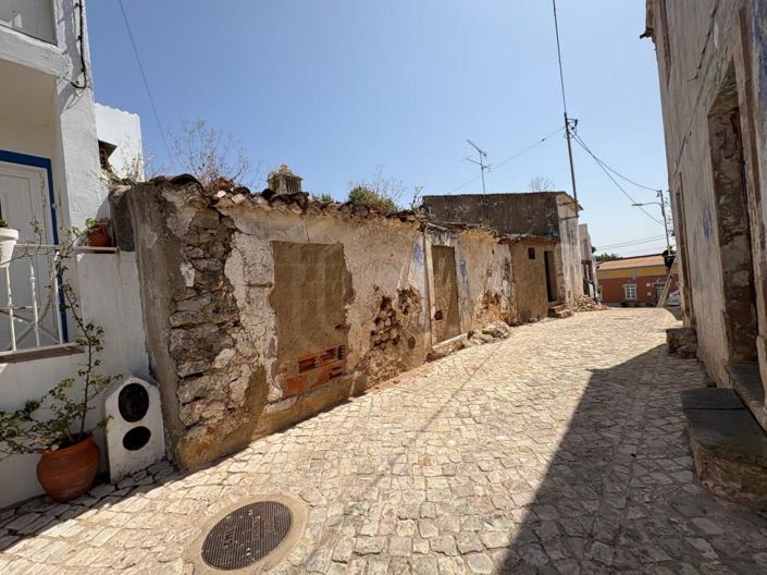 Image No.4-House for sale