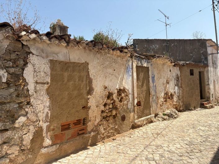 Image No.6-House for sale