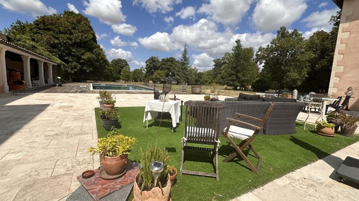 Image No.19-7 Bed House for sale