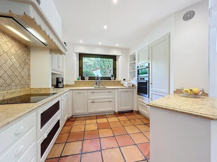 Image No.8-House for sale