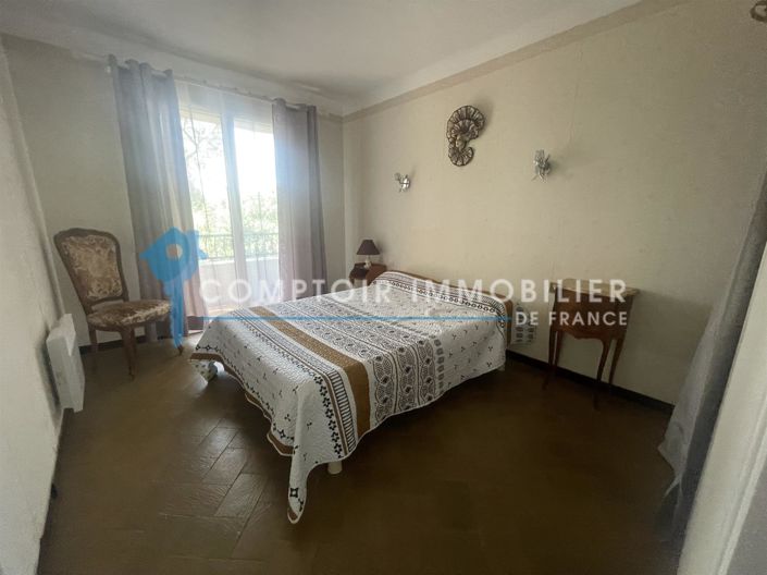 Image No.15-6 Bed House for sale