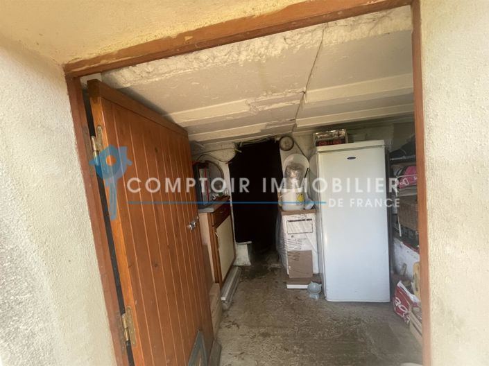 Image No.22-6 Bed House for sale