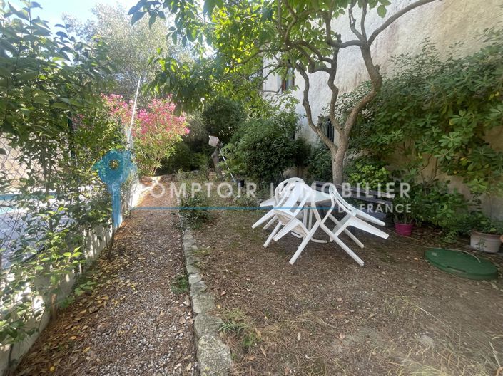 Image No.5-6 Bed House for sale