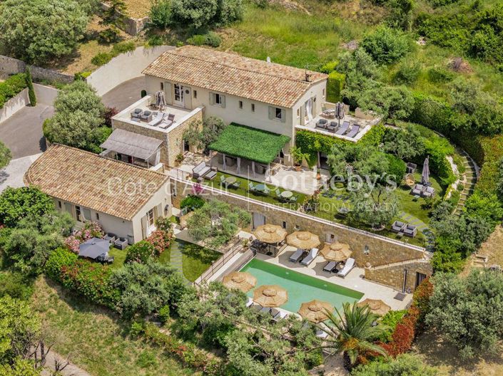 Image No.2-7 Bed House for sale