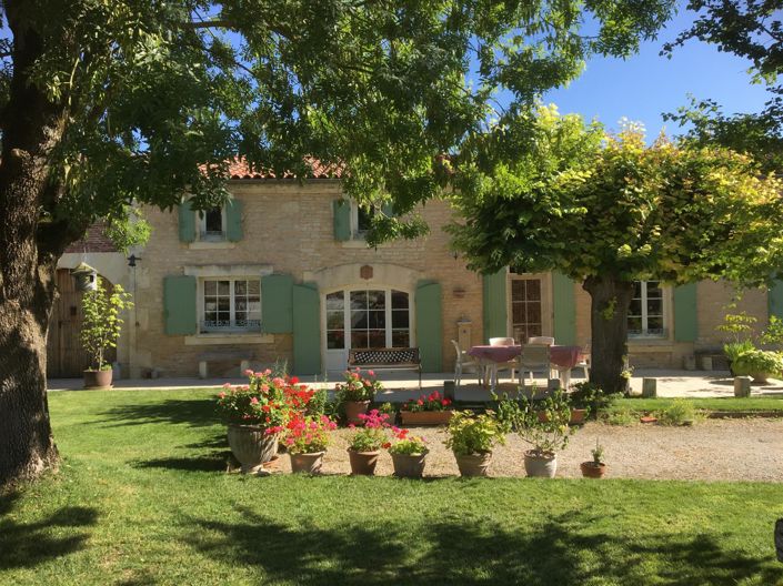 Image No.2-5 Bed House for sale