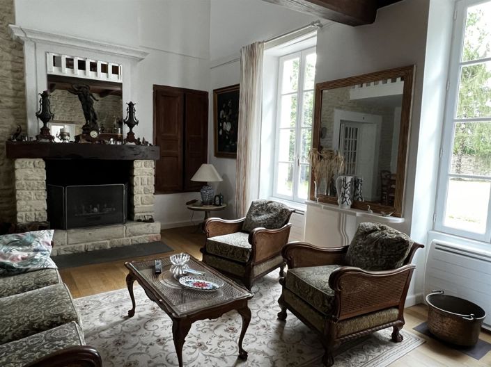 Image No.7-4 Bed House for sale