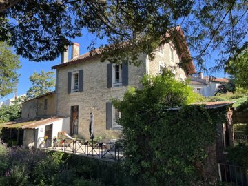 1 - Saint-Jean-d'Angély, House