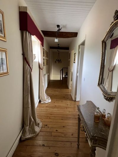 Image No.26-8 Bed House for sale