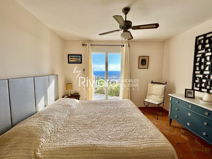 Image No.15-4 Bed House for sale