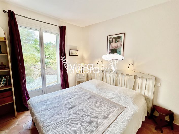 Image No.20-4 Bed House for sale