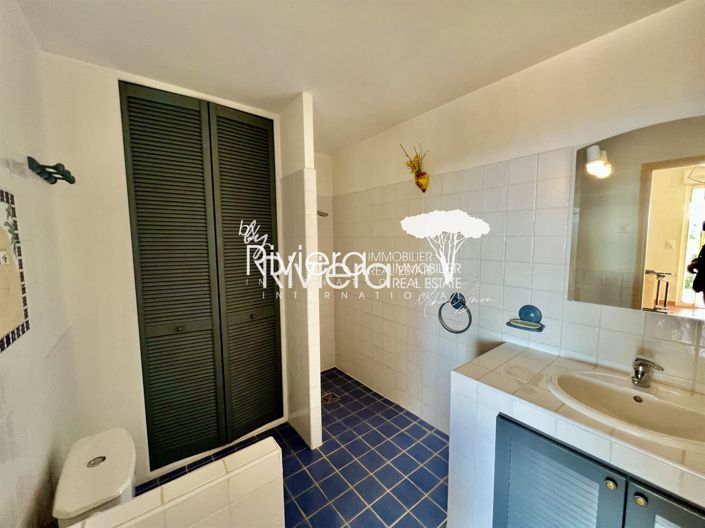 Image No.23-4 Bed House for sale