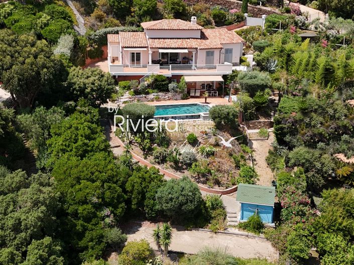 Image No.4-4 Bed House for sale