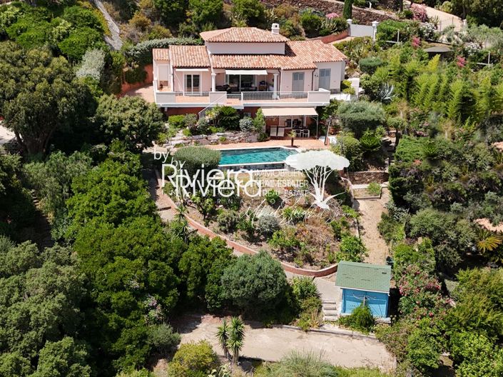 Image No.4-4 Bed House for sale