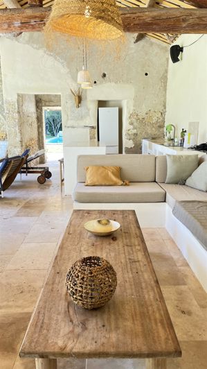 Image No.6-7 Bed House for sale