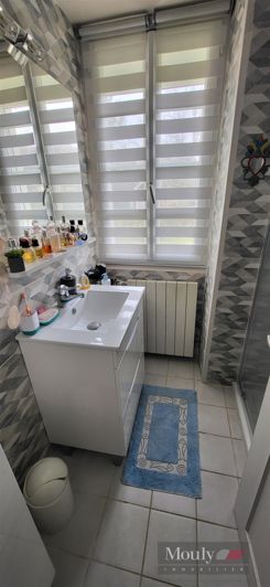 Image No.10-2 Bed House for sale