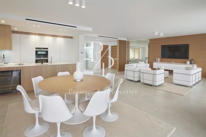 Image No.1-3 Bed Apartment for sale