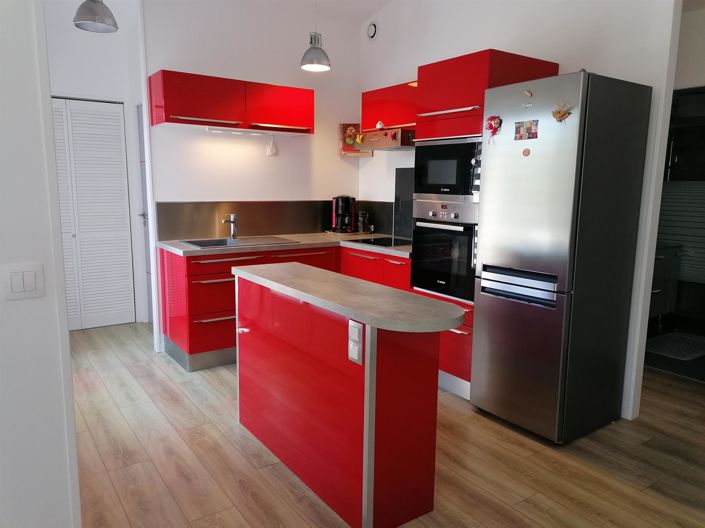 Image No.20-6 Bed House for sale