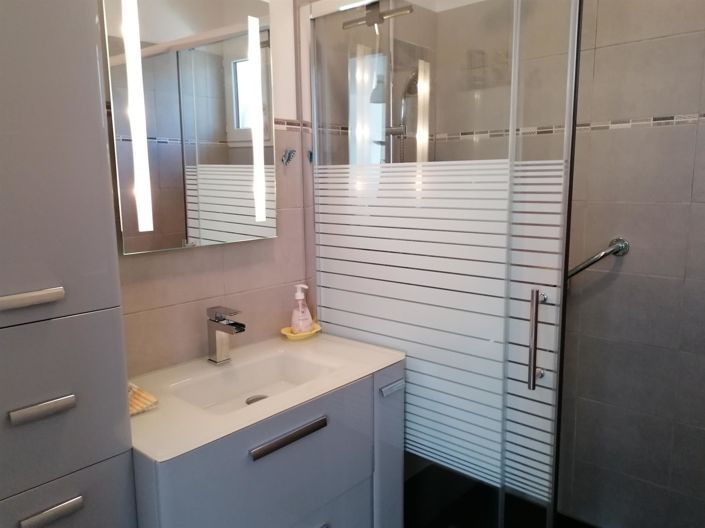 Image No.21-6 Bed House for sale