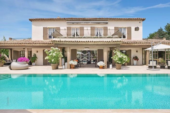 Image No.2-6 Bed House for sale