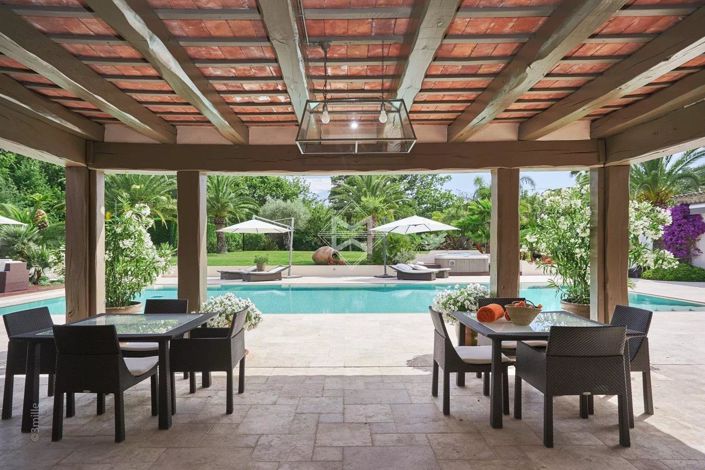 Image No.4-6 Bed House for sale