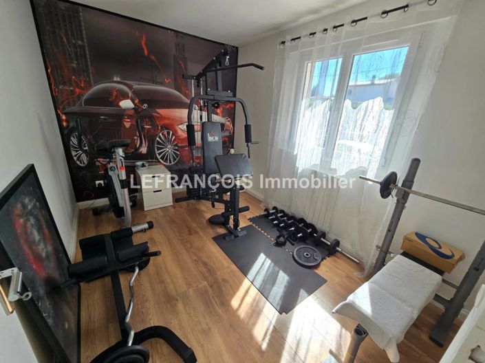 Image No.7-2 Bed House for sale