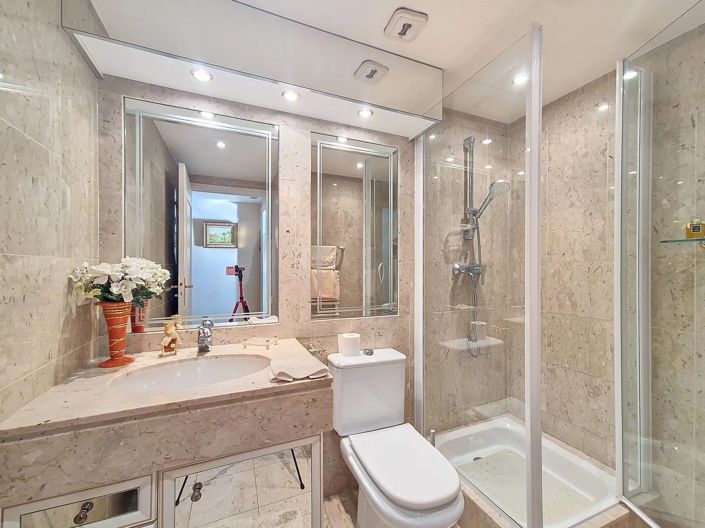 Image No.11-2 Bed Apartment for sale