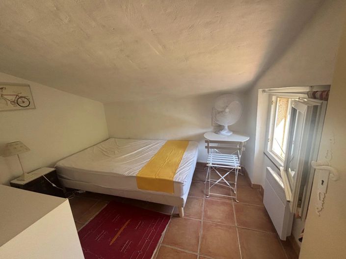 Image No.11-5 Bed House for sale