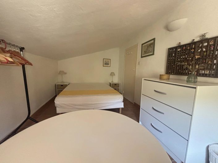 Image No.23-5 Bed House for sale