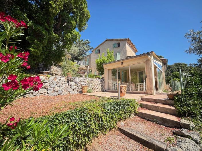 Image No.3-5 Bed House for sale