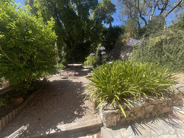 Image No.5-5 Bed House for sale