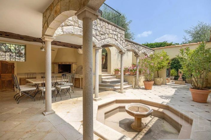 Image No.12-6 Bed House for sale