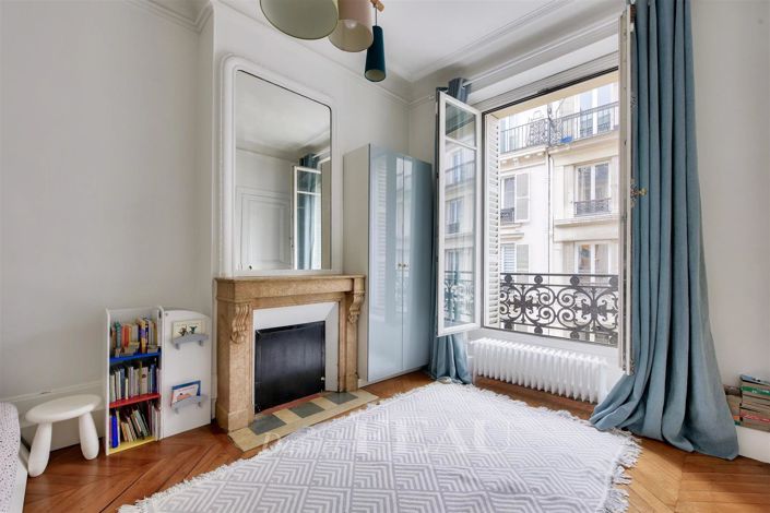 Image No.12-4 Bed Apartment for sale