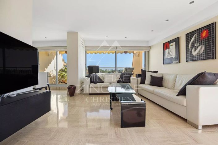 Image No.6-3 Bed Apartment for sale