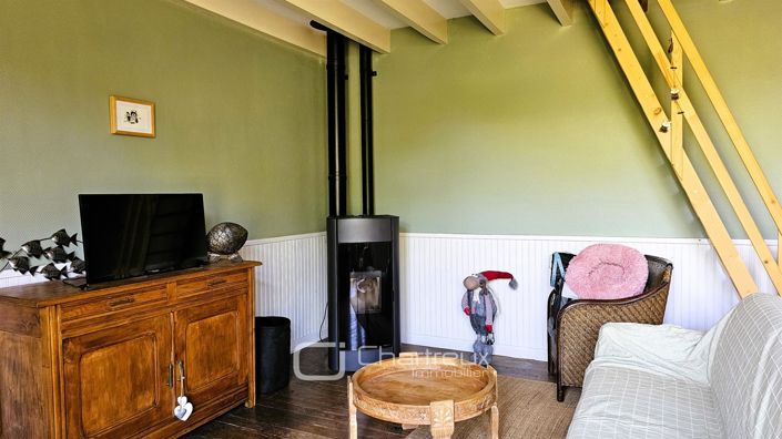 Image No.17-6 Bed House for sale