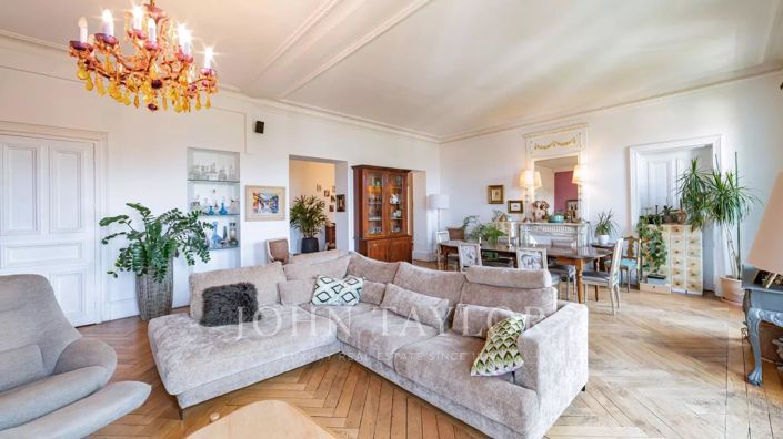 Image No.2-5 Bed Apartment for sale