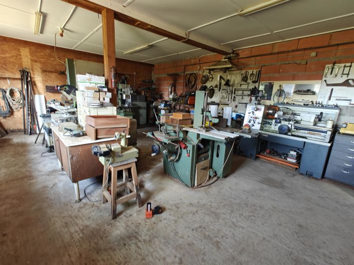 Image No.41-4 Bed House for sale