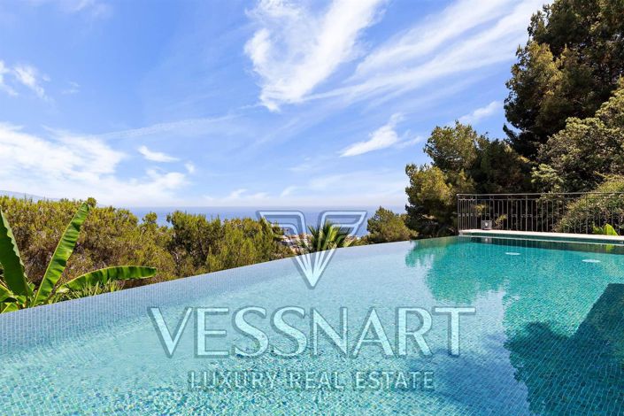 Image No.4-7 Bed House for sale