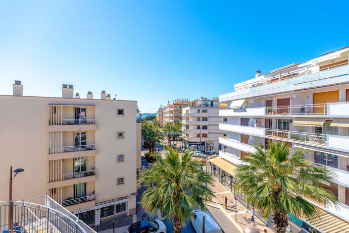 Image No.1-2 Bed Apartment for sale