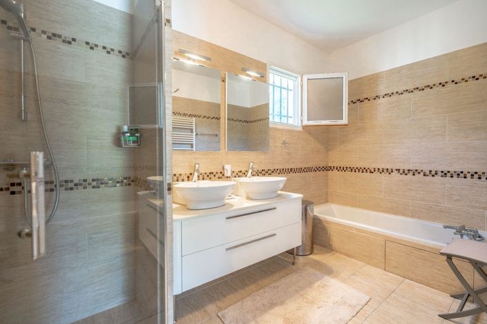 Image No.9-Maison de 4 chambres à vendre à Grimaud