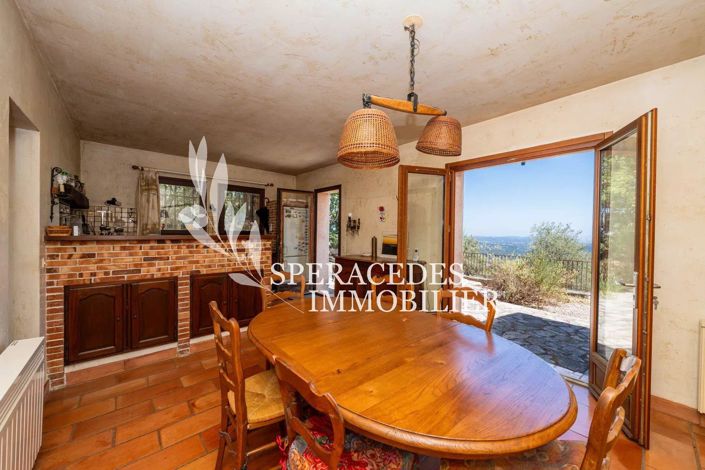 Image No.6-3 Bed House for sale