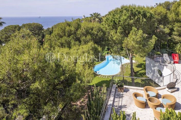 Image No.4-5 Bed House for sale