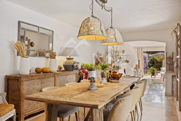 Image No.5-Maison de 4 chambres à vendre à Grasse