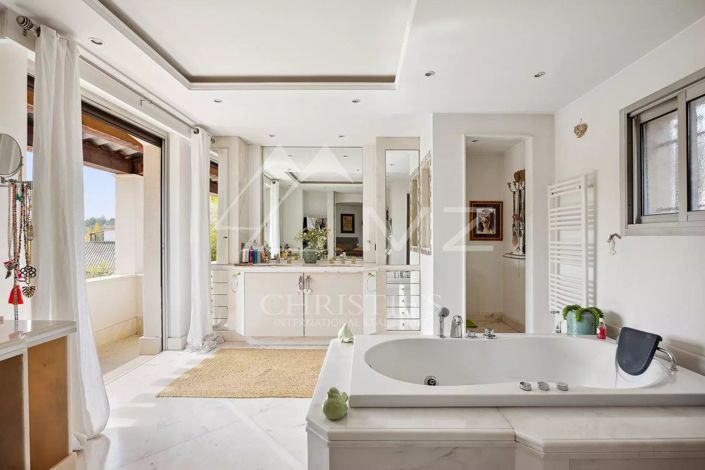 Image No.8-Maison de 4 chambres à vendre à Grasse