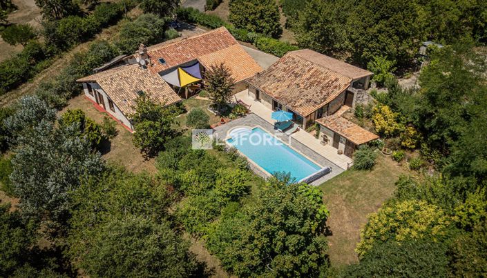 Image No.6-3 Bed Property for sale