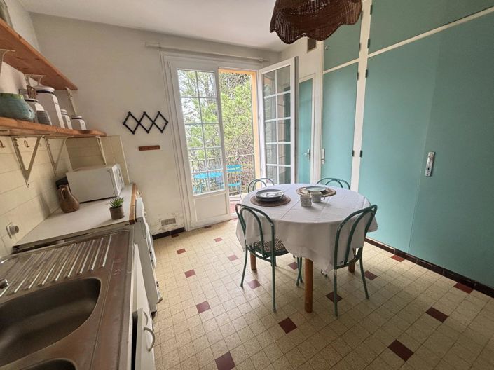 Image No.11-3 Bed House for sale