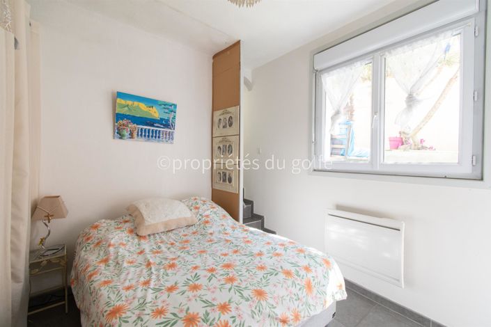 Image No.13-2 Bed House for sale