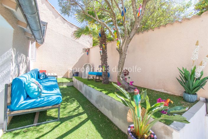 Image No.18-2 Bed House for sale