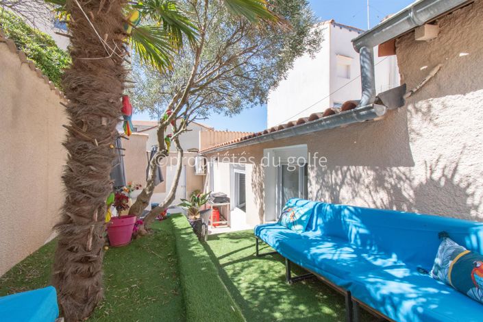 Image No.4-2 Bed House for sale