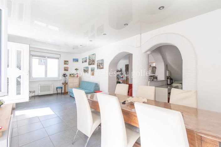 Image No.6-2 Bed House for sale